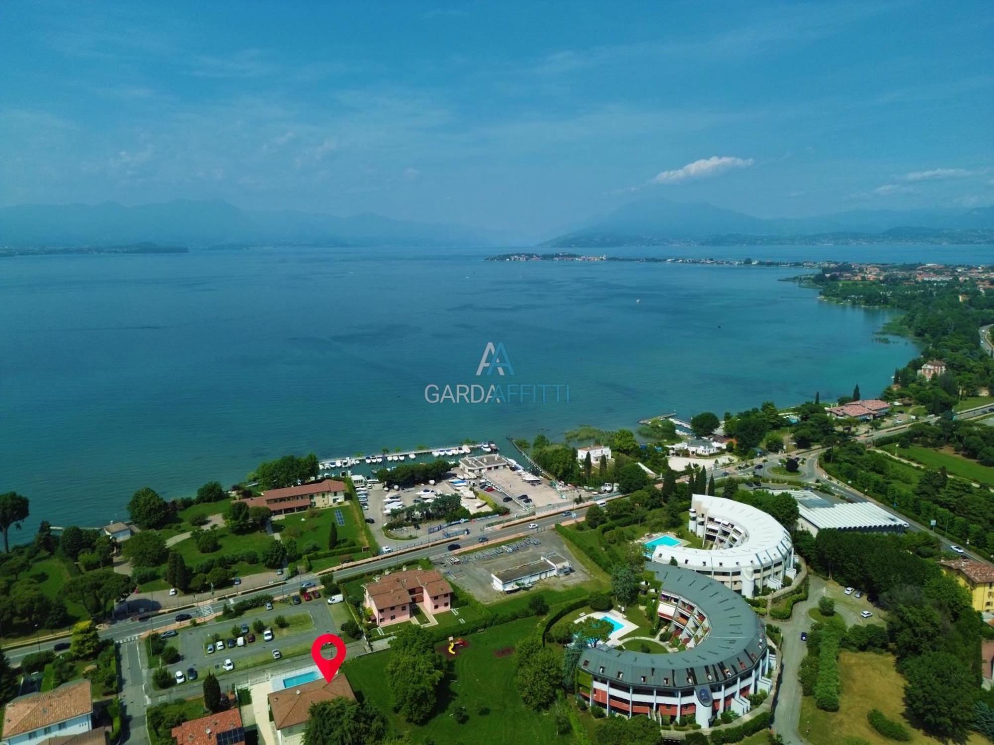 Diamond View - Prestige A 100m Dal * Desenzano del Garda